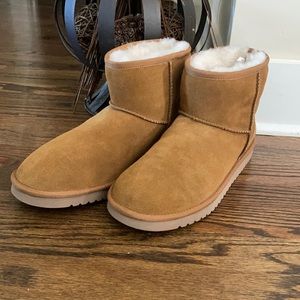 NEW UGG KOOLABURRA 9 EU 42 Mini Faux Fur Lined Boot